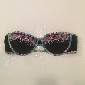 Victoria’s Secret bathing suit top